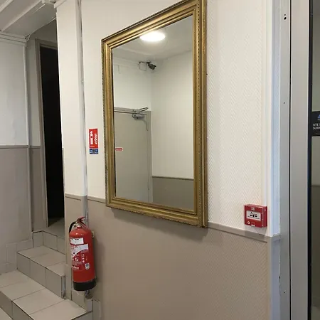 Hotel Le Pixi Angelus Bagnolet